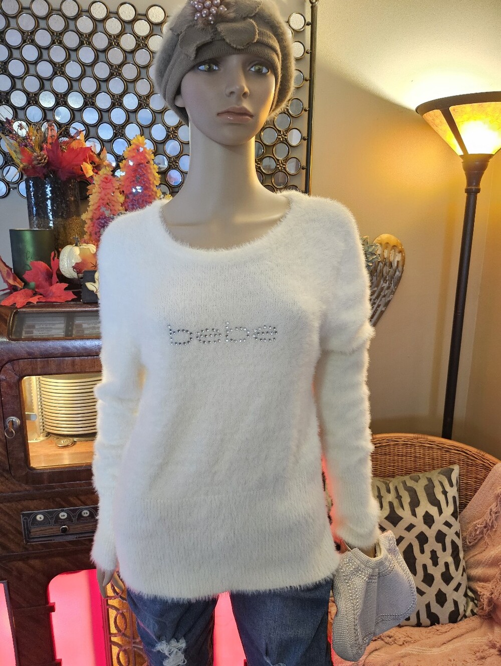 BÉBÉ Extra Large Cream Cozy Fuzzy Sweater